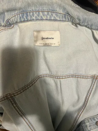 Cazadora vaquera Stradivarius