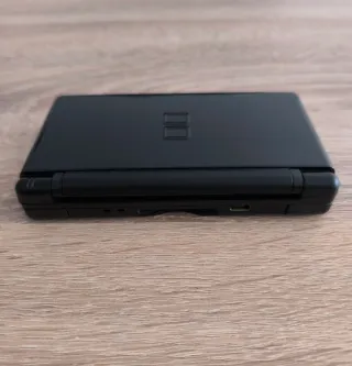 Nintendo DS Lite Negra con accesorios