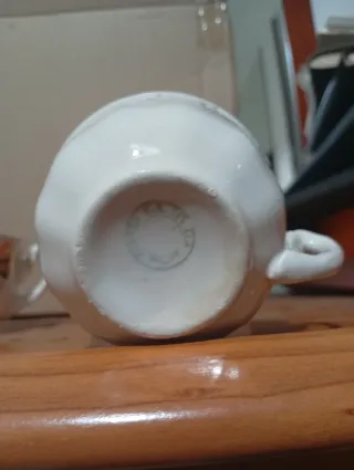 4 Tazas y 3 Platos Vintage Años 70