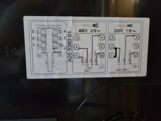 Placa de inducción Zanussi poco uso (10 dias)