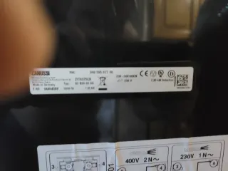 Placa de inducción Zanussi poco uso (10 dias)