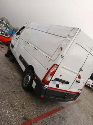 RENAULT MASTER (PARA DESPIECE)