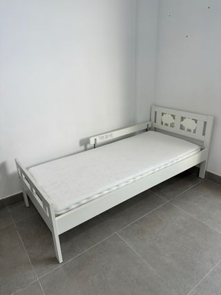 Cama infantil IKEA KRITTER blanca + Colchón