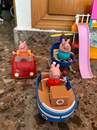 Lote Peppa Pig: Casa, escuela, caravana, coche, ..