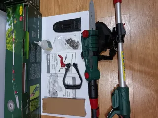 Motosierra altura Parkside 20V SIN BATERÍA NI CARG