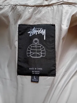 Cazadora Stussy Negra
