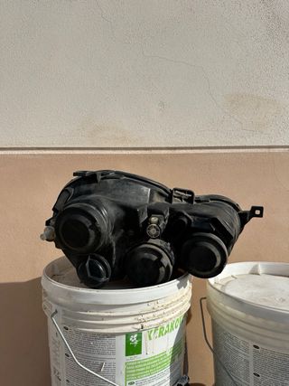 Faro Volkswagen Polo 9N