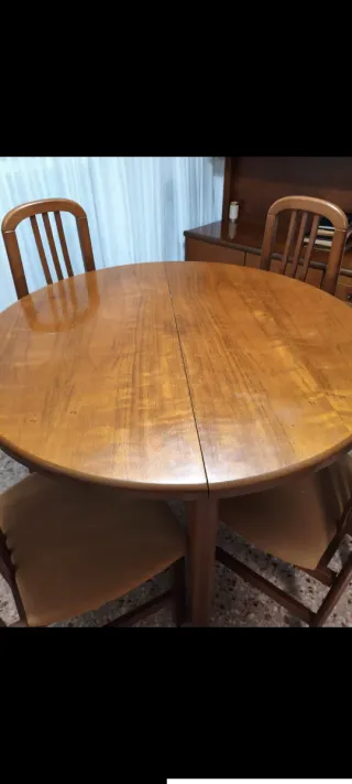 Mueble comedor, mesa y 6 sillas