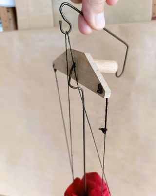 MARIONETA PAYASO ARTESANAL DE MADERA Y TELA