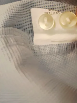 Camisa azul de rayas