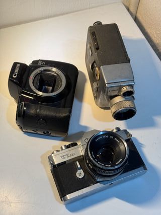 Lotto di 3 Fotocamere Canon: EOS 5, TLb, Zoom Motorizzato 8