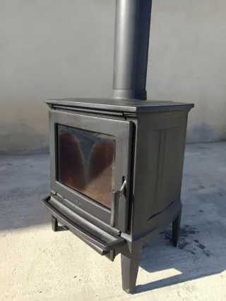 Estufa de leña Hergom E-30 M