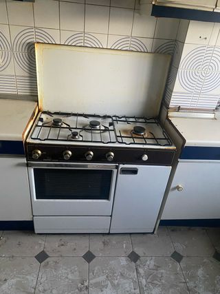 Cocina de gas antigua
