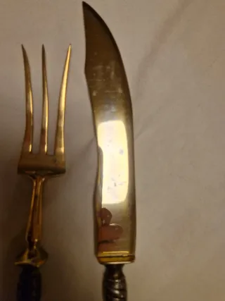 Antiguos cubiertos de trinchar carne o pescado