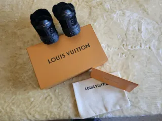 Zapatillas Louis Vuitton N38 Forradas Negro