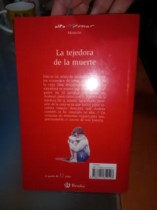 La tejedora de la muerte (Alta Mar / Open Sea) ...