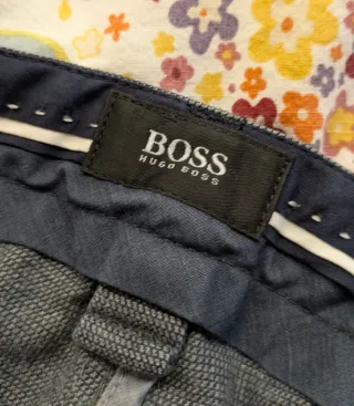 Pantalones Hugo Boss Grises (42)