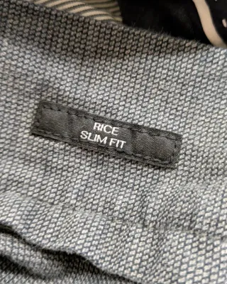 Pantalones Hugo Boss Grises (42)