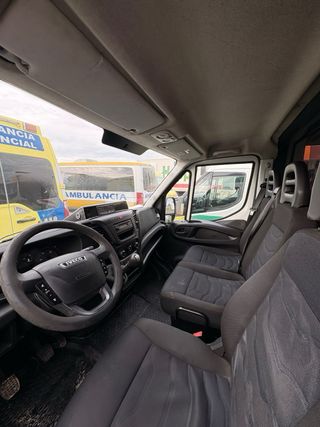 Furgoneta Iveco Daily del 2017