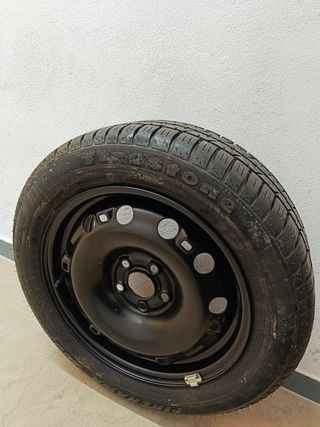Rueda de repuesto llanta 15". Seat Ibiza