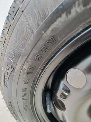 Rueda de repuesto llanta 15". Seat Ibiza