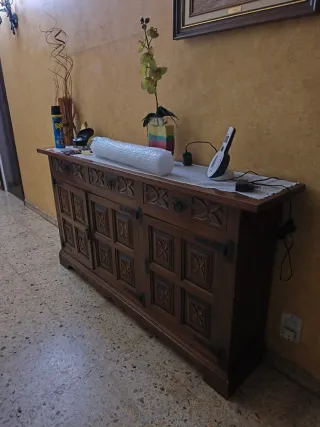 Mueble de pasillo antiguo