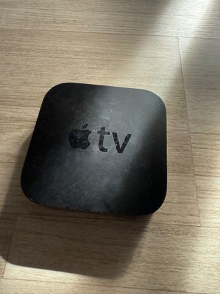 2x Mando Apple TV + Apple TV