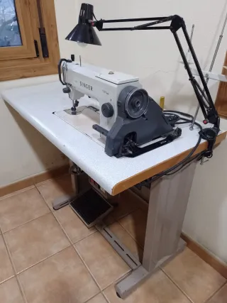 Máquina de coser Singer industrial