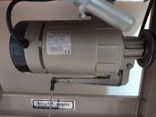 Máquina de coser Singer industrial