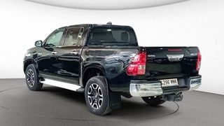 Toyota Hilux 2.8 D-4D (204) C. Doble VXL A/T 2023