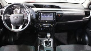 Toyota Hilux 2.8 D-4D (204) C. Doble VXL A/T 2023