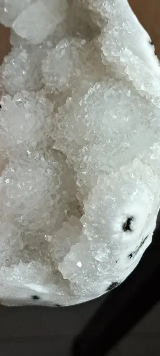 Drusa Calcedonio con Apofillite