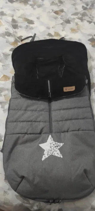 Funda Jané para cochecito gris con estrella