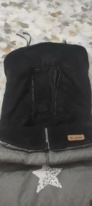 Funda Jané para cochecito gris con estrella