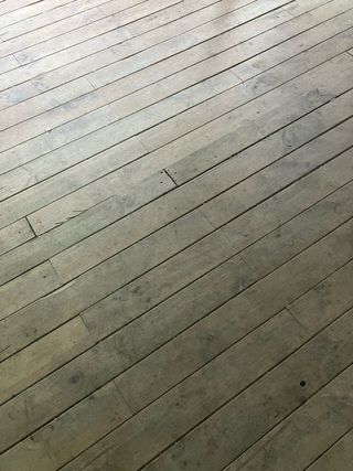 50m2 Suelo tarima madera maciza lamas 14cm