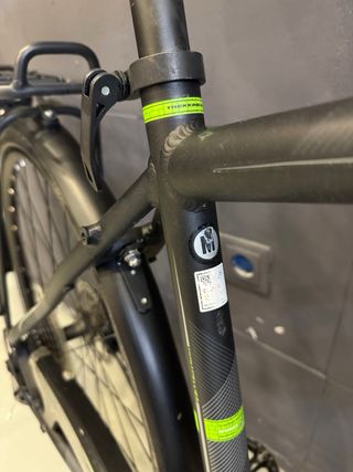 Bicicleta Trekking Rixe Negra