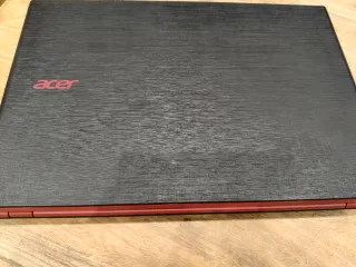 Portatile Acer Aspire E15 Rosso