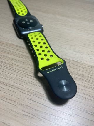 Apple Watch Series 3 Negro y Verde