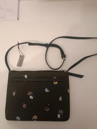 Bolso bandolera Parfois verde estampado floral