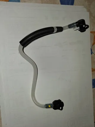 Tubería combustible Mercedes