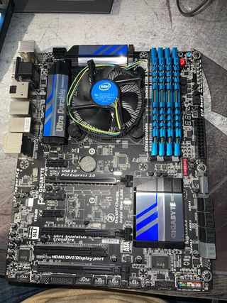 Placa Base Gigabyte GA-Z87X-UD3H