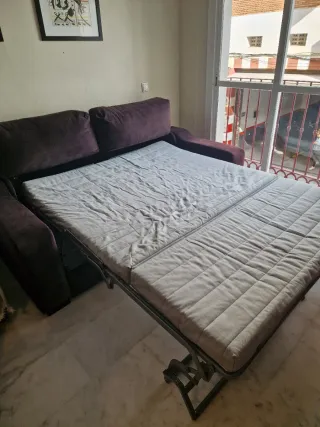 Sofá cama italiano + colchón IKEA como nuevo