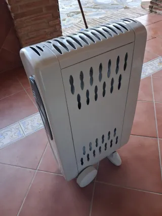 Radiador Aceite Bajo Consumo con Humidificador