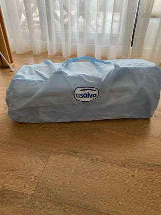 Cuna de viaje plegable