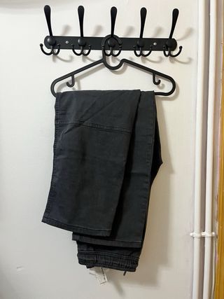Pull&Bear Pantalón Cargo Baggy Negro