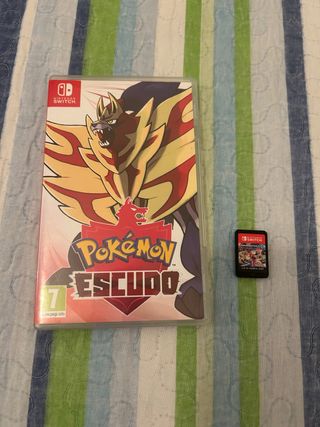 Pokémon Escudo + Mario Kart 8 Deluxe Switch
