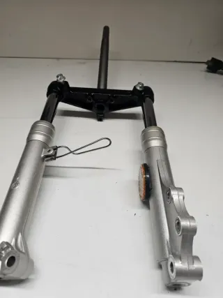 Horquilla Yamaha Neos 49cc