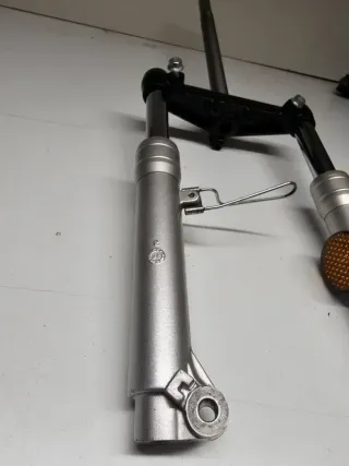 Horquilla Yamaha Neos 49cc