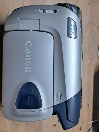 Video Cámara Canon DC301 DVD Camcorder