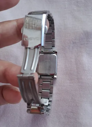 Reloj Casio plateado